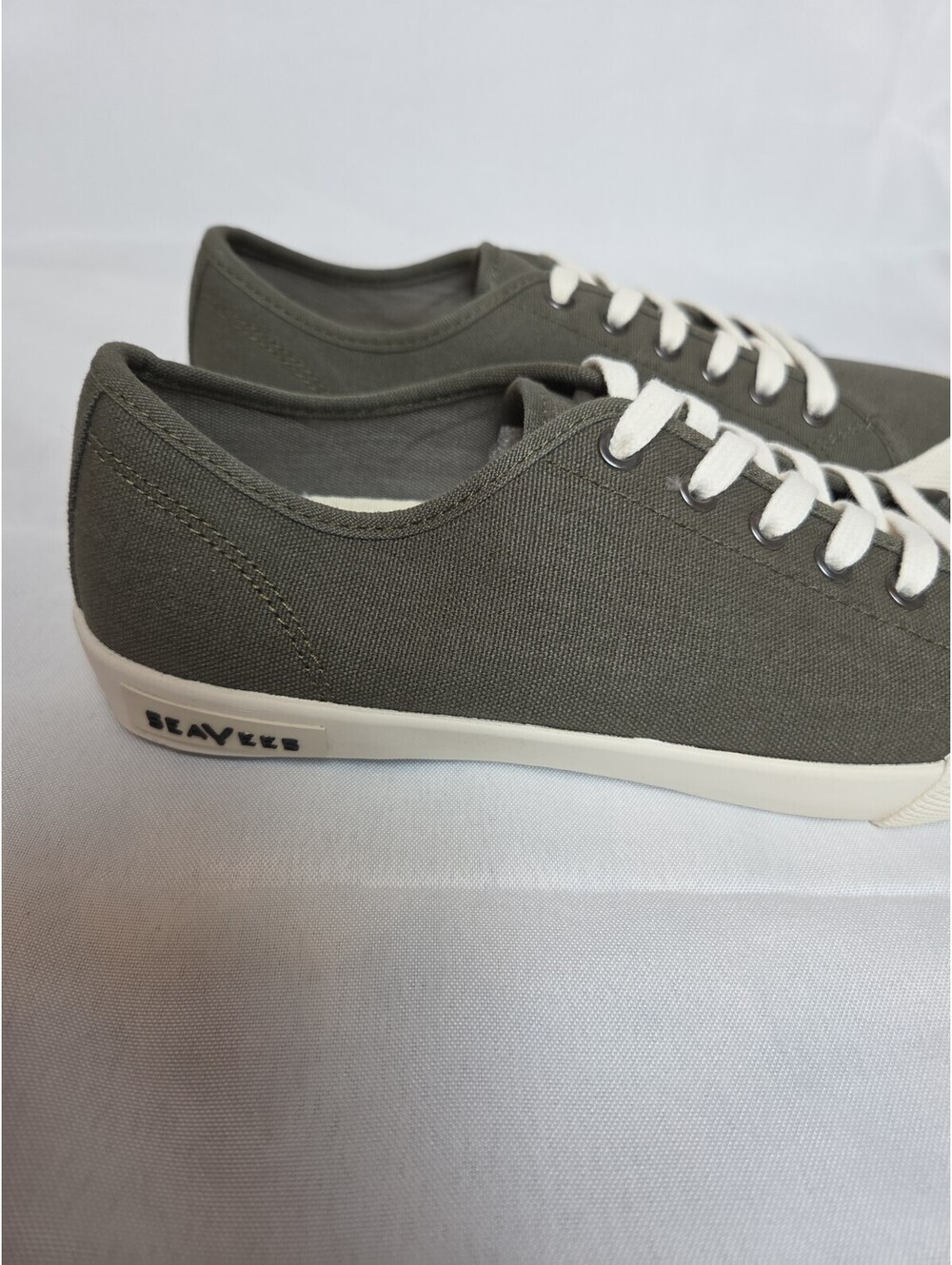 SeaVees Women’s Size 7.5 Monterey Canvas Olive Green Shoes Sneakers - Picture 2 of 7